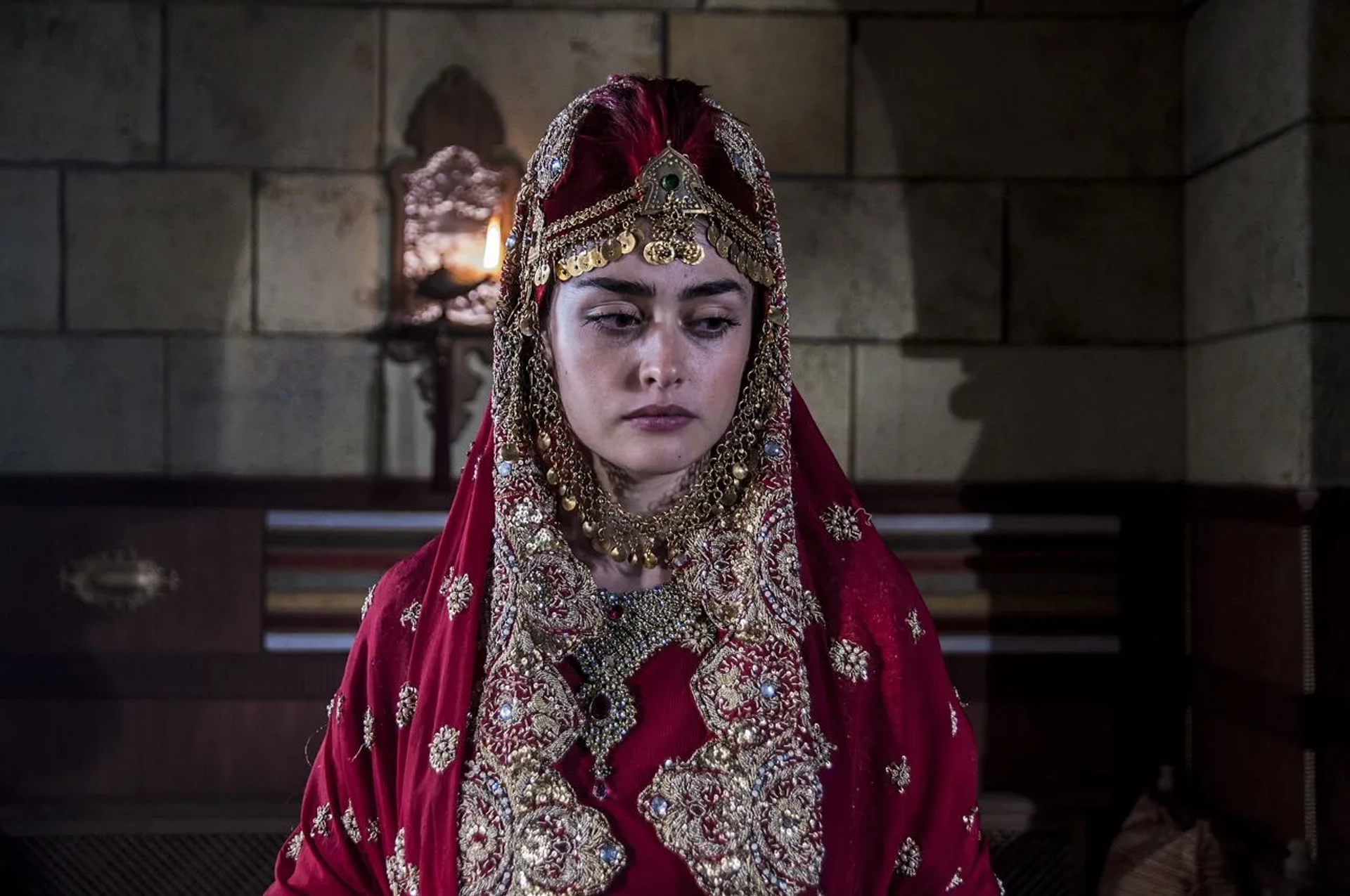 Esra Bilgiç in Dirilis: Ertugrul (2014)