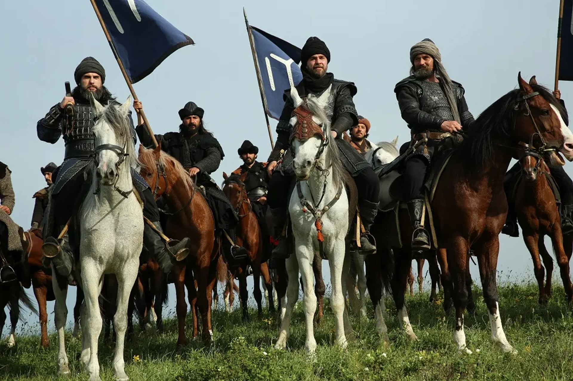 Engin Altan Düzyatan, Cengiz Coskun, and Nurettin Sönmez in Dirilis: Ertugrul (2014)