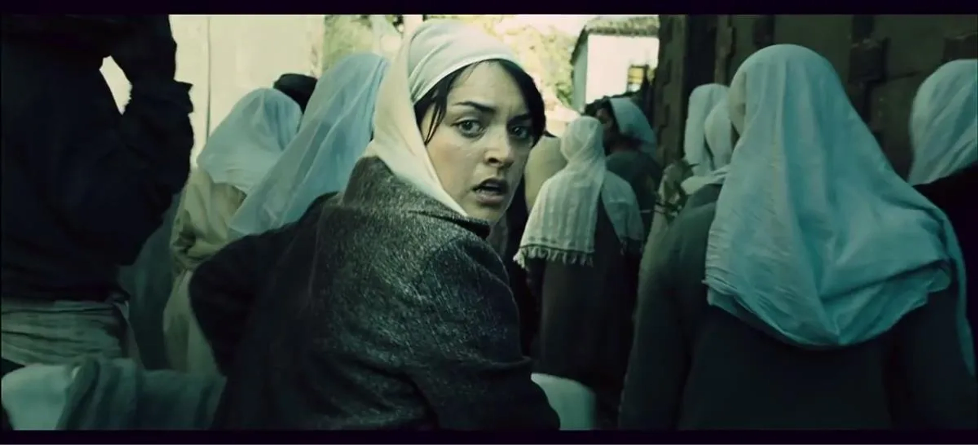 Ezgi Mola in My Grandfather's People (2011)