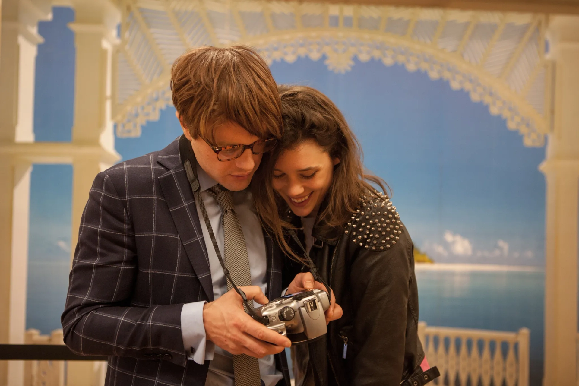 Michael Pitt and Astrid Bergès-Frisbey in I Origins (2014)