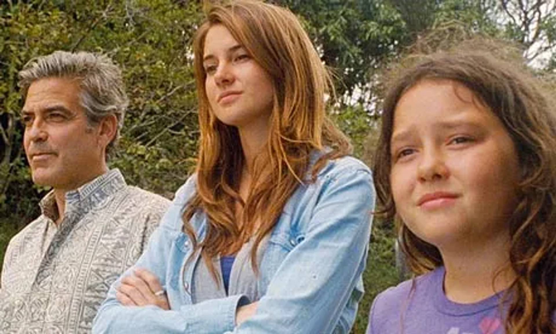 George Clooney, Shailene Woodley, and Amara Miller in The Descendants (2011)