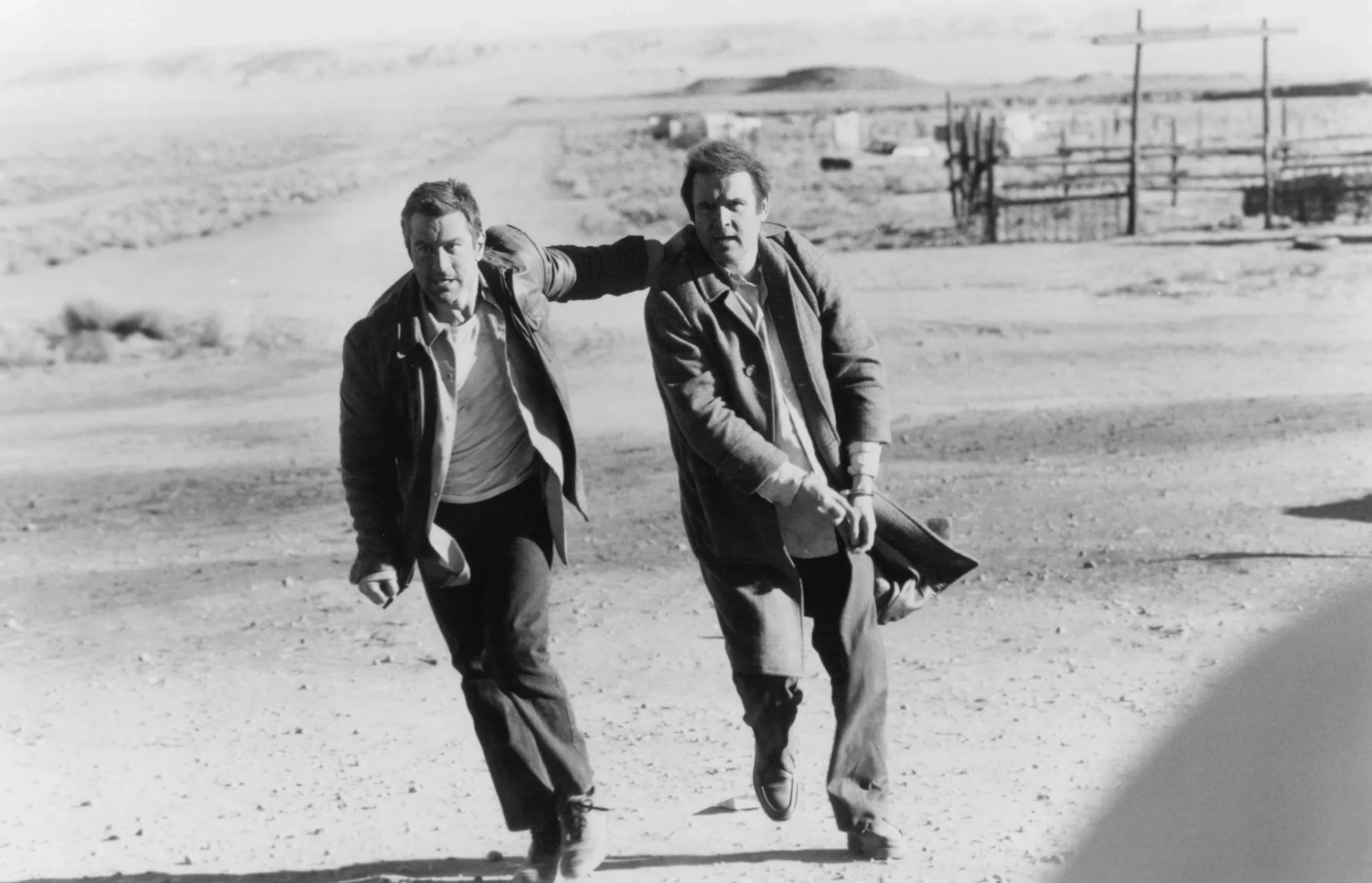 Robert De Niro and Charles Grodin in Midnight Run (1988)