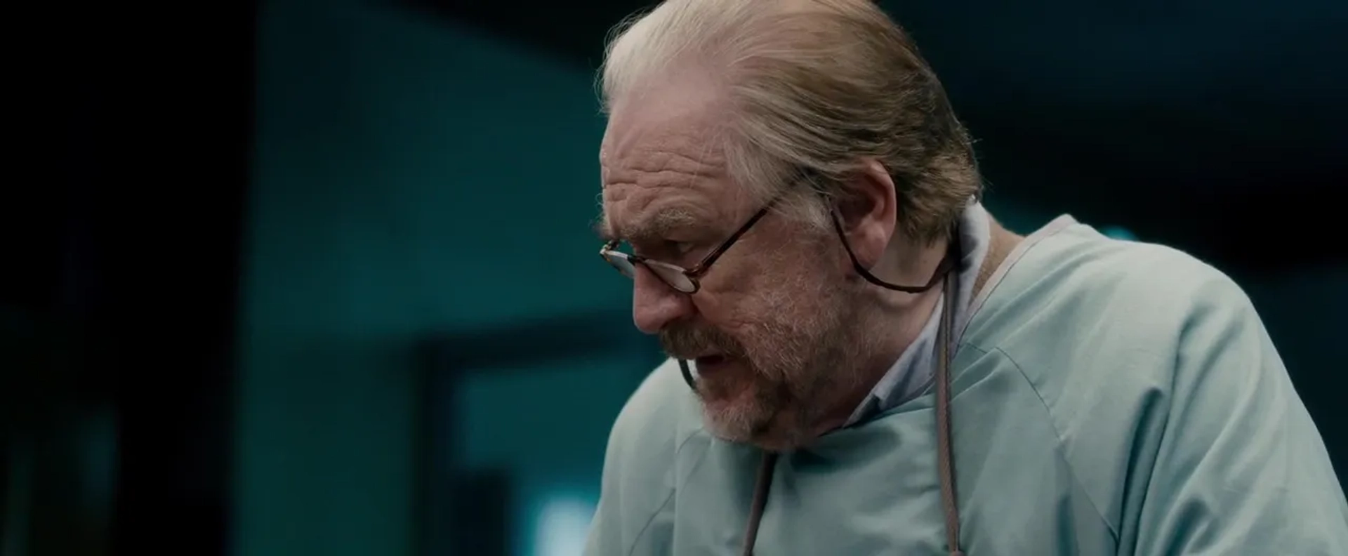 Brian Cox in The Autopsy of Jane Doe (2016)