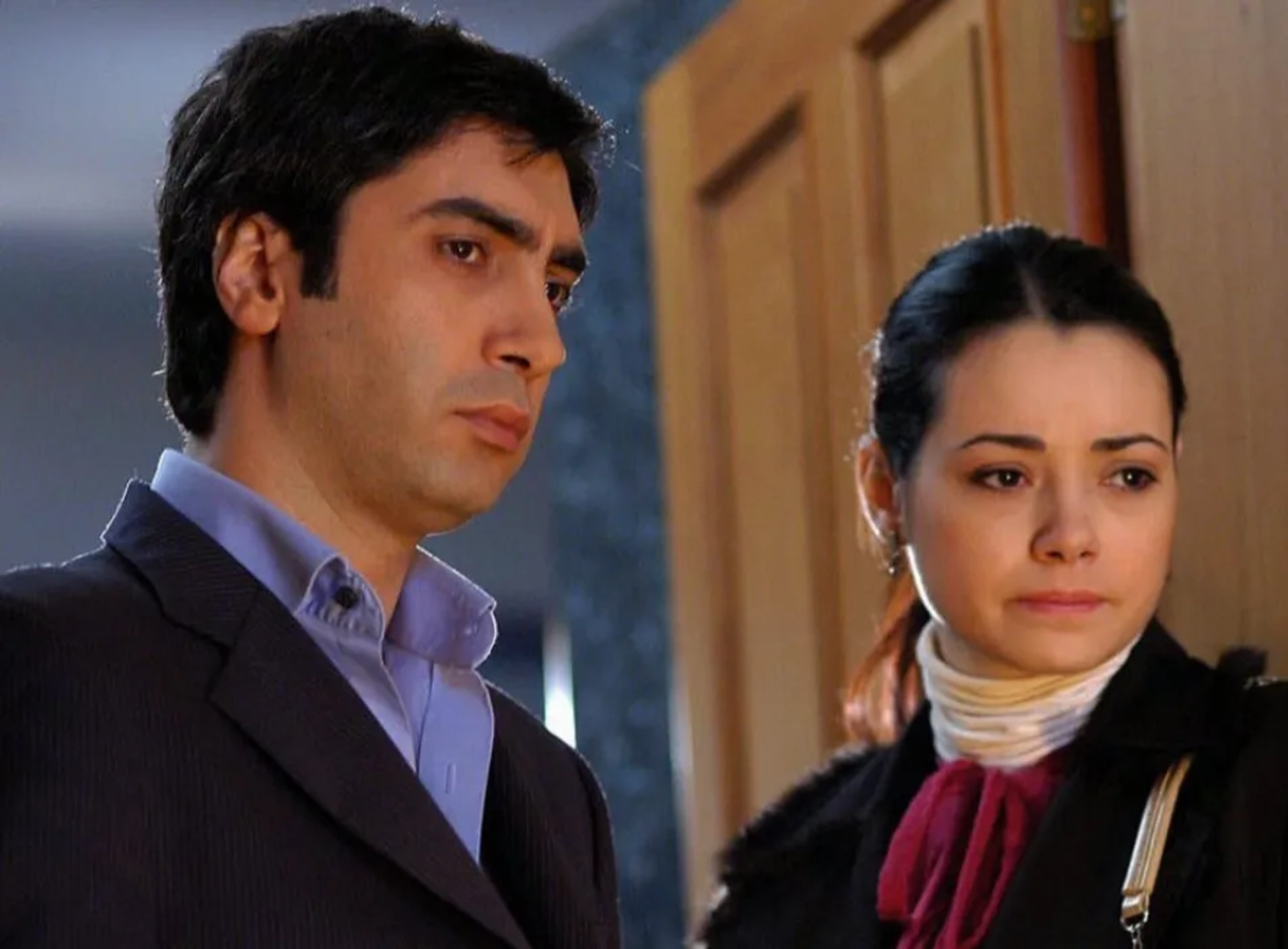 Özgü Namal and Necati Sasmaz in The Valley of the Wolves (2003)