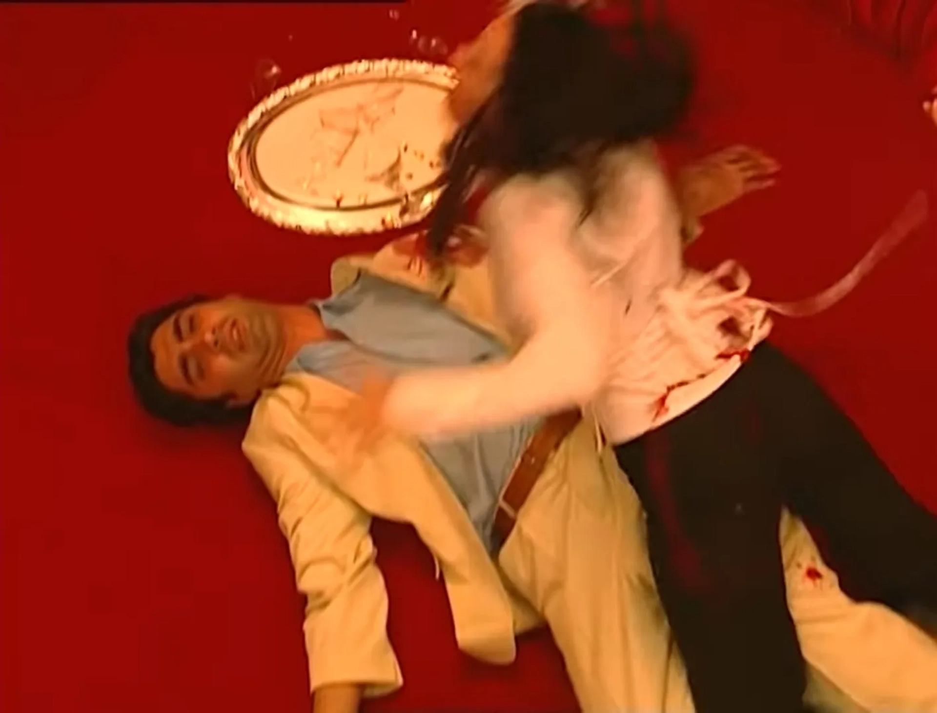 Özgü Namal and Necati Sasmaz in The Valley of the Wolves (2003)