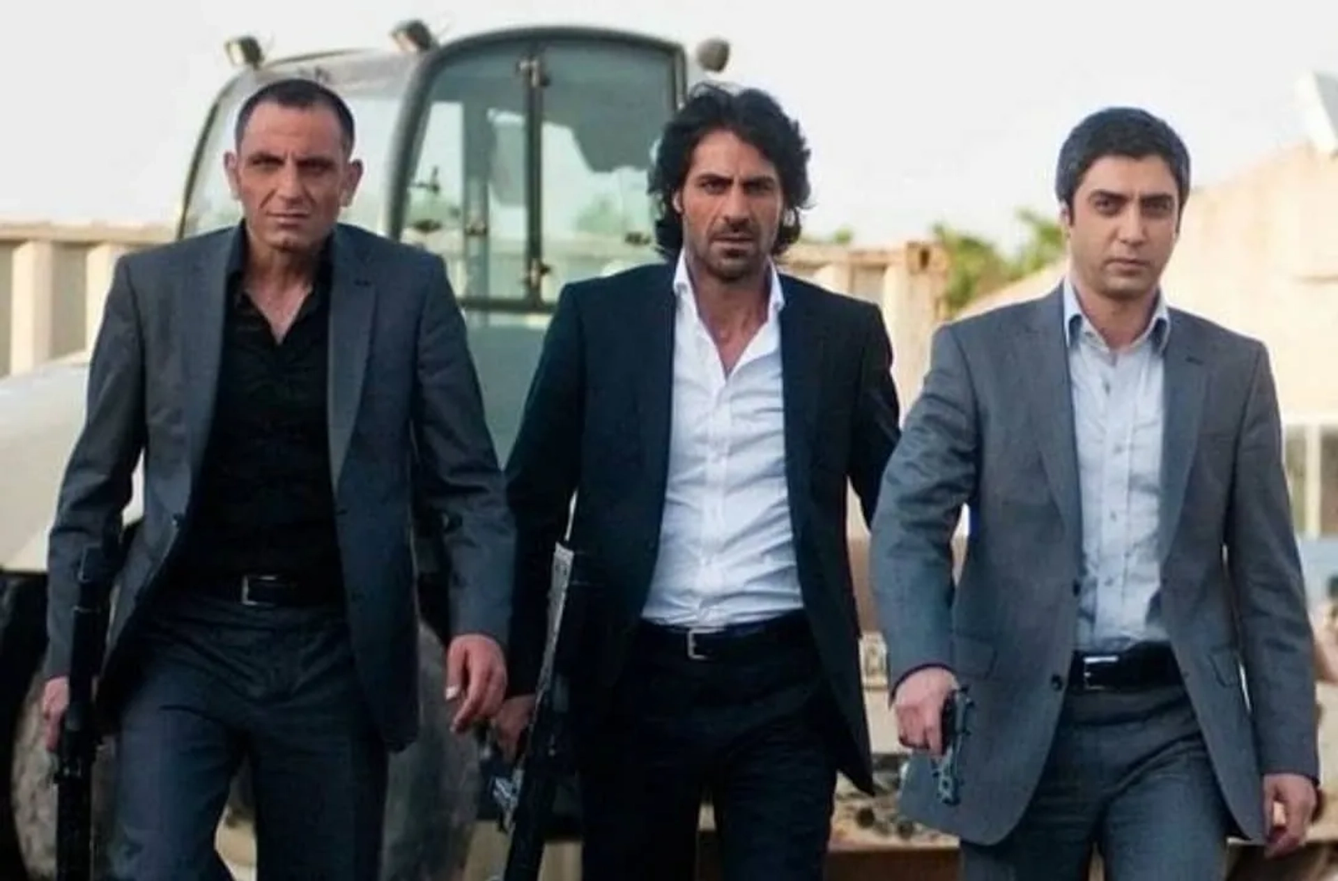 Necati Sasmaz, Gürkan Uygun, and Kenan Çoban in The Valley of the Wolves (2003)