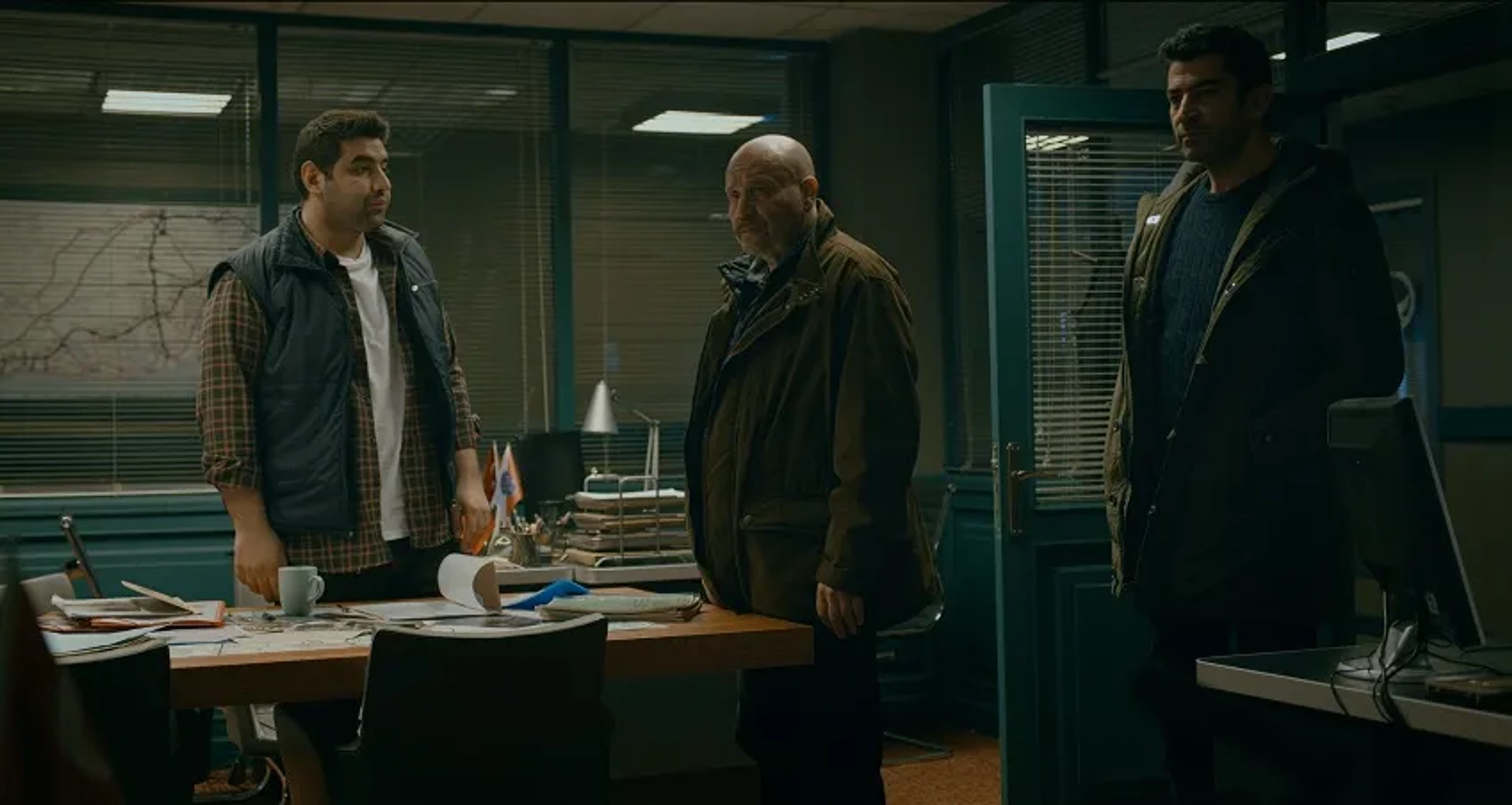 Kenan Imirzalioglu, Ahmet Mümtaz Taylan, and Kivanç Baran Aslan in Alef (2020)