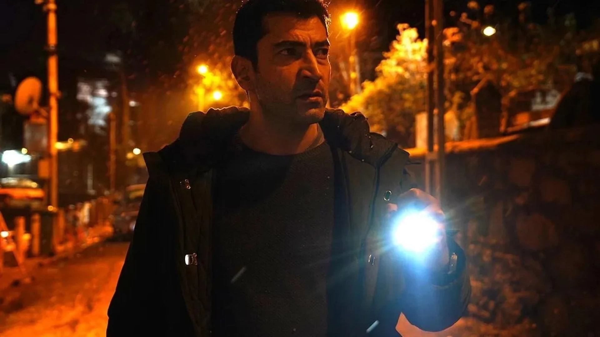 Kenan Imirzalioglu in Alef (2020)