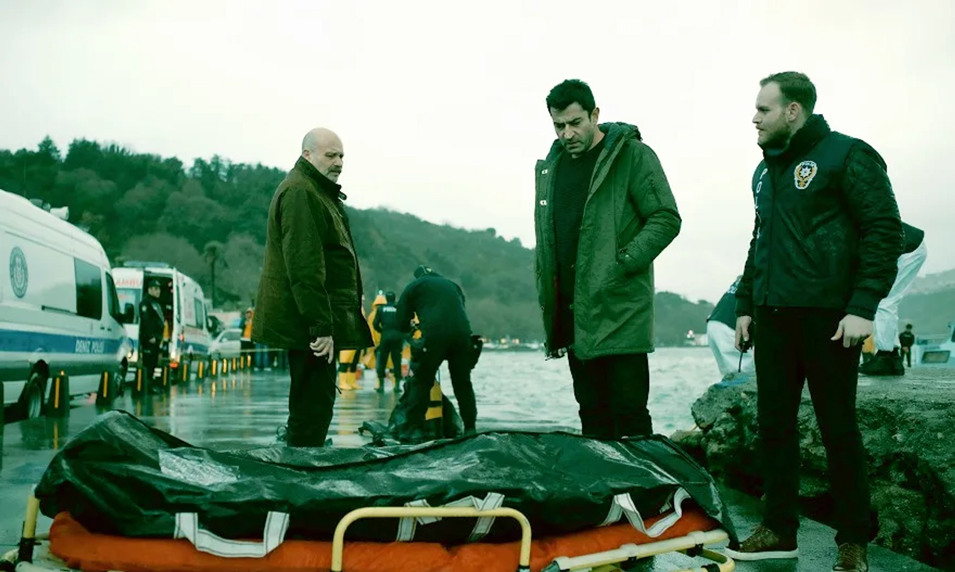 Orçun Oran, Kenan Imirzalioglu, and Ahmet Mümtaz Taylan in Alef (2020)