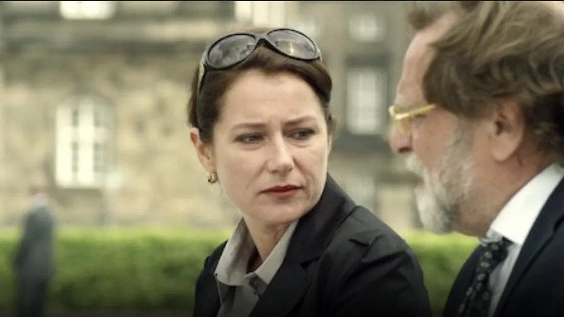 Sidse Babett Knudsen and Lars Knutzon in Borgen (2010)