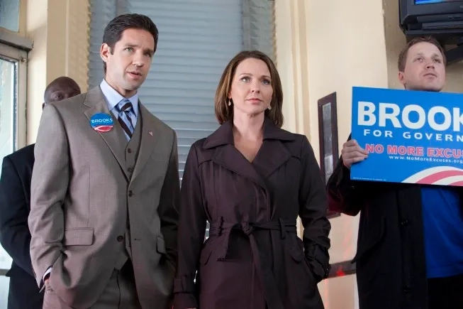 Kelli Williams and Todd Grinnell in Lie to Me (2009)