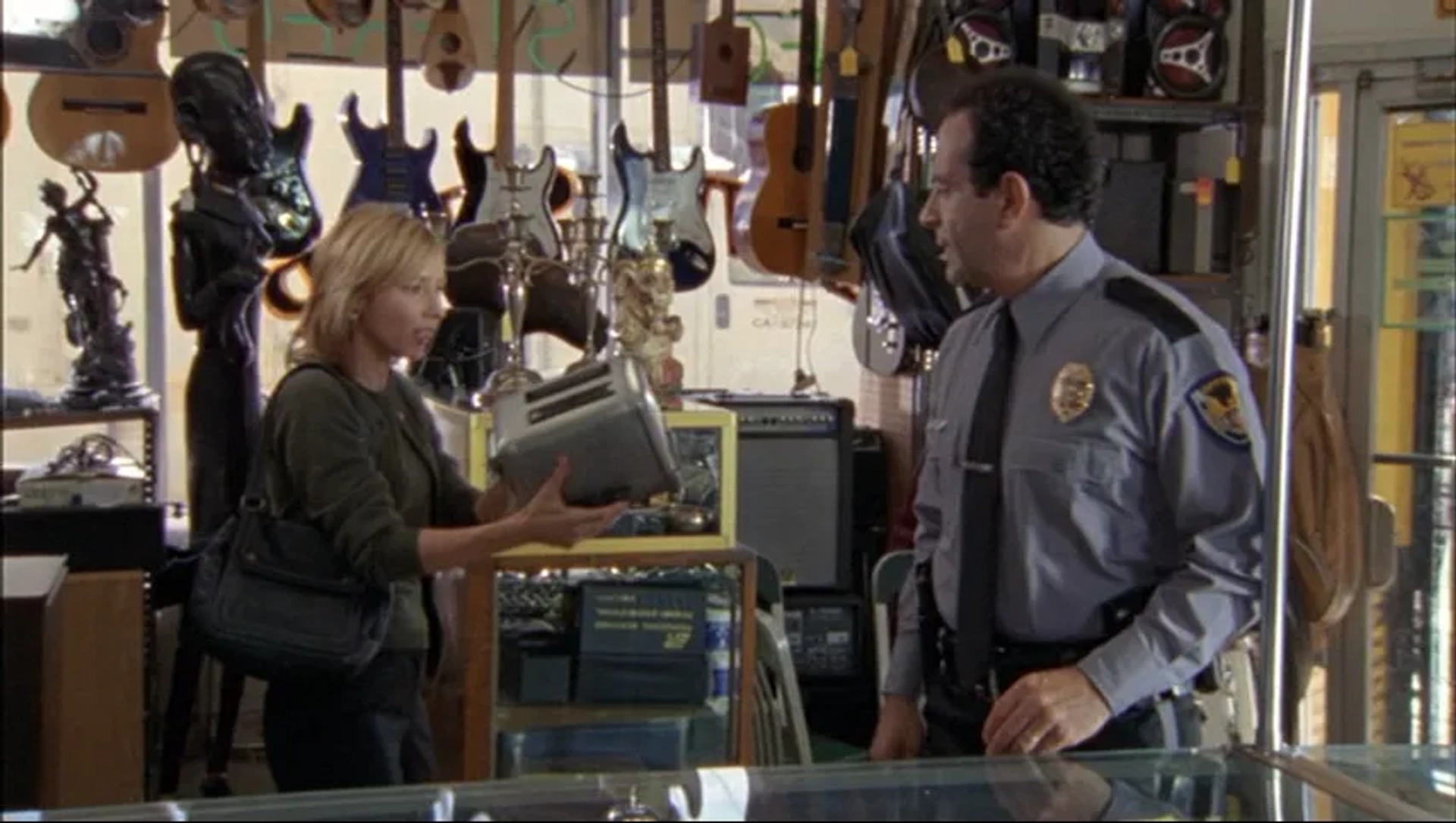 Tony Shalhoub and Traylor Howard in Monk (2002)