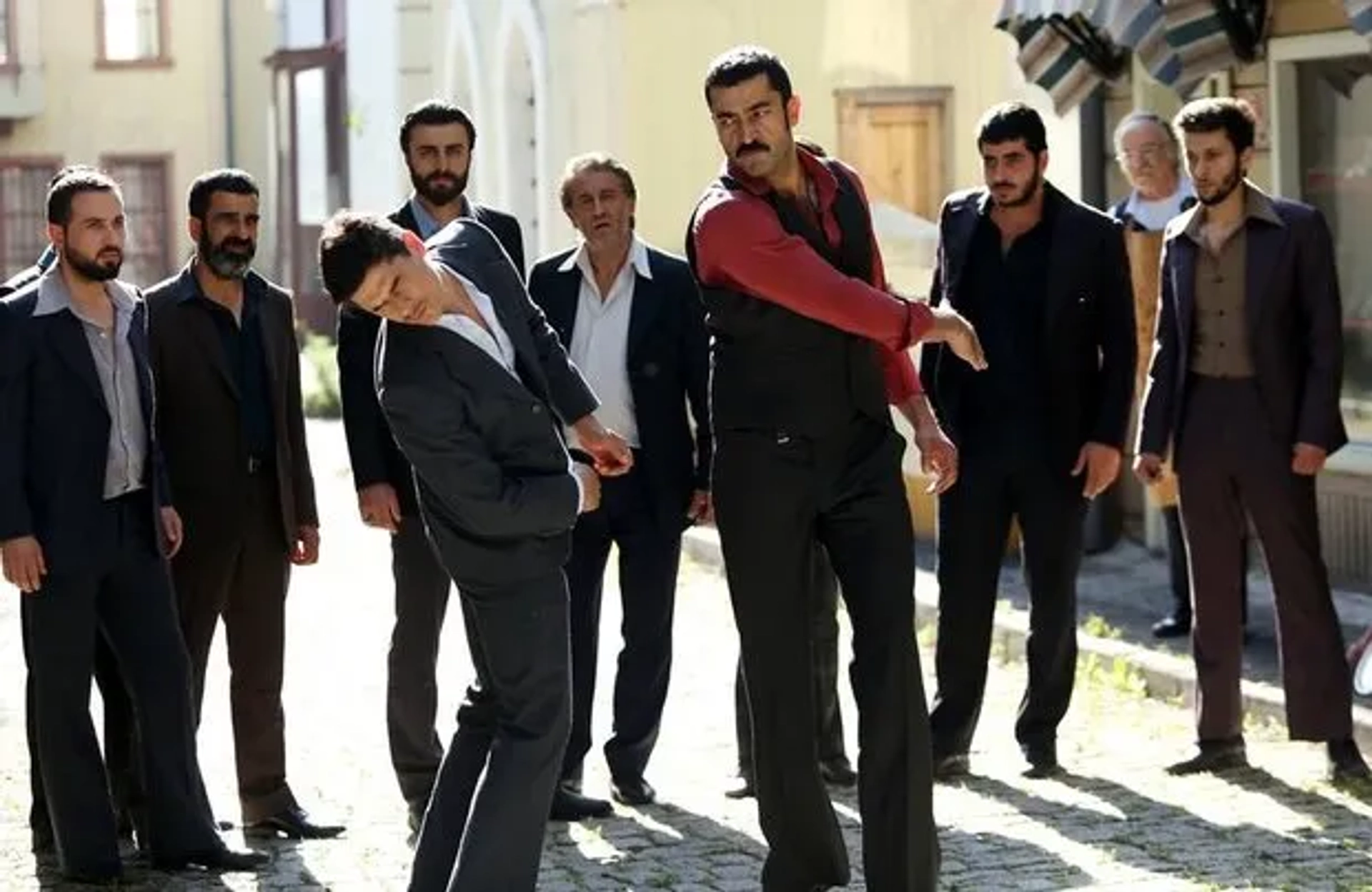 Kenan Imirzalioglu and Ibrahim Sentürk in Karadayi (2012)