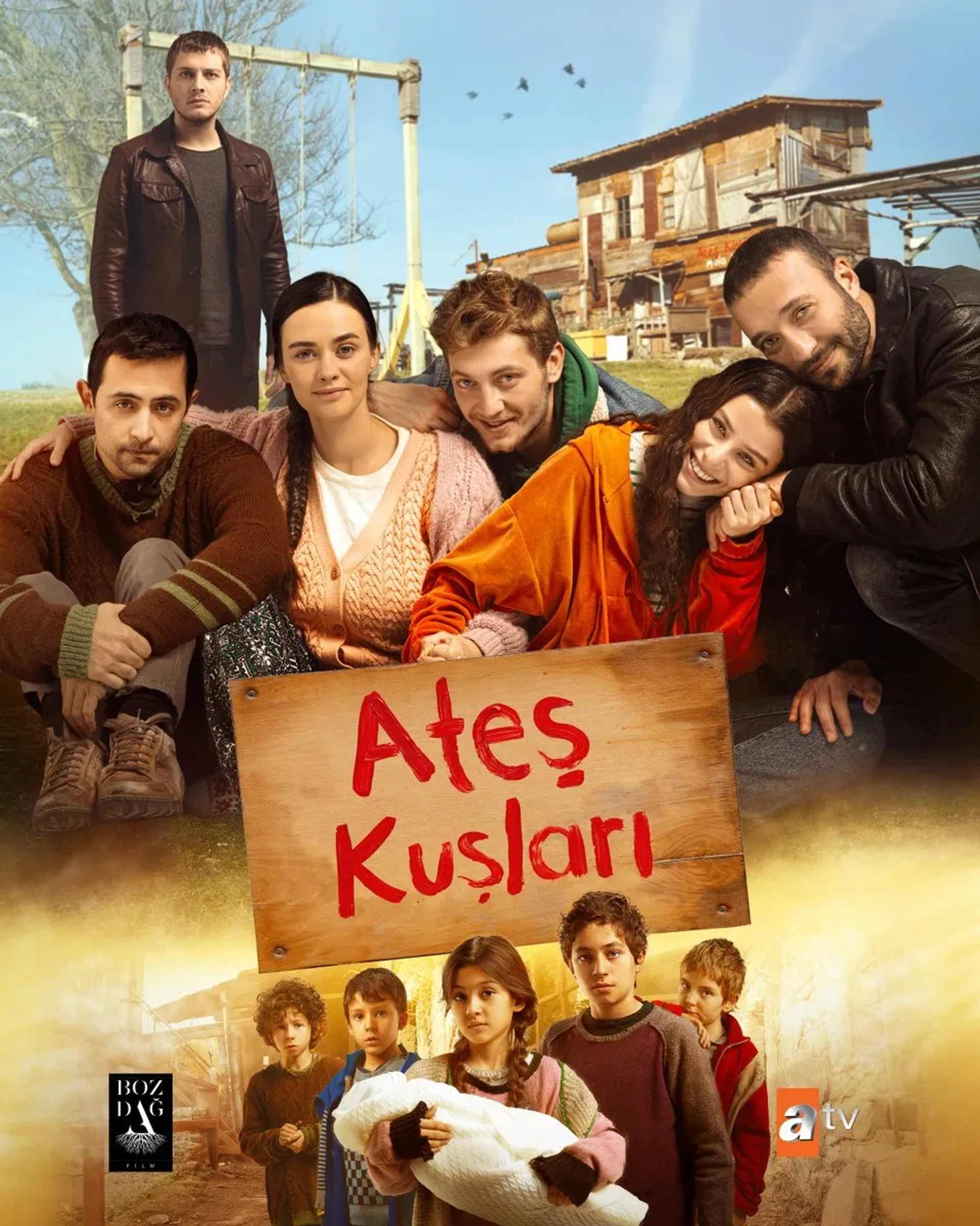 Erdem Sanli, Hande Soral, Emir Çubukçu, Ilayda Alisan, Görkem Sevindik, and Burak Tozkoparan in Ates Kuslari (2023)