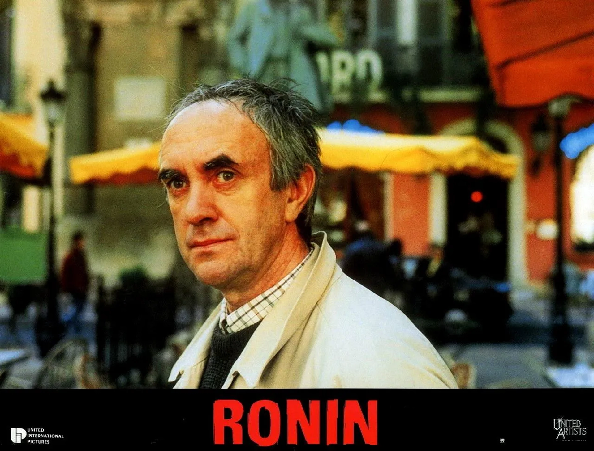 Jonathan Pryce in Ronin (1998)