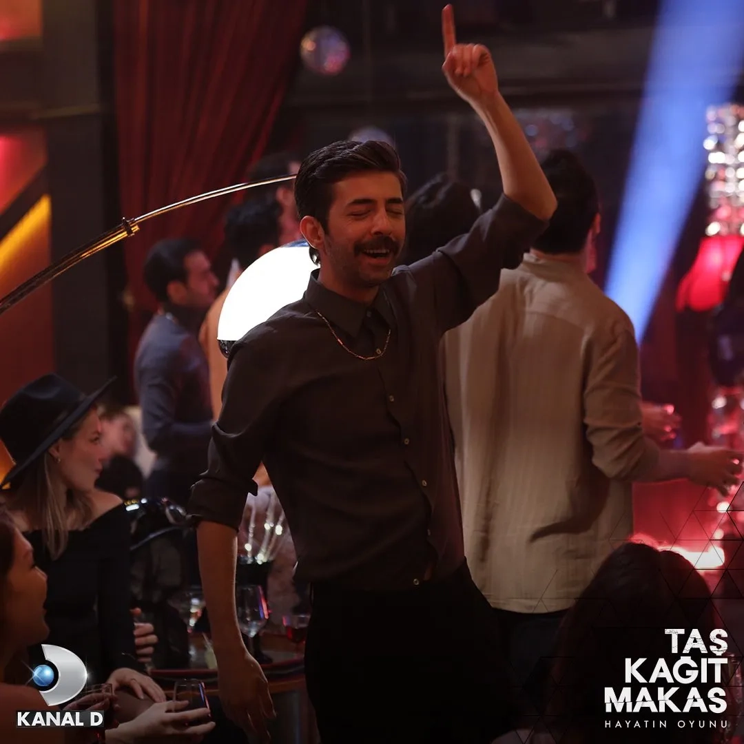 Ertugrul Aytaç Usun in Tas Kagit Makas (2024)