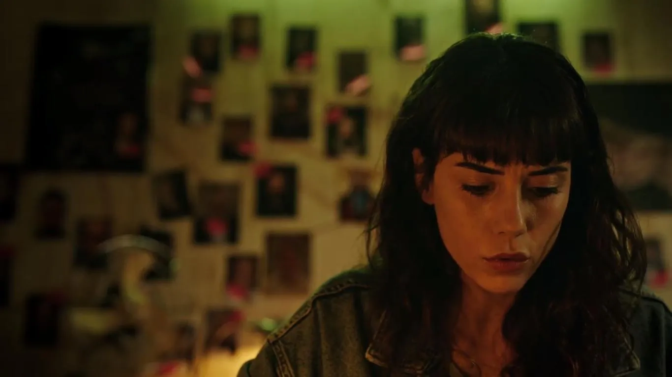 Cansu Dere in Persona (2018)