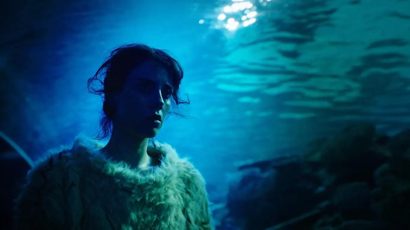 Cansu Dere in Persona (2018)