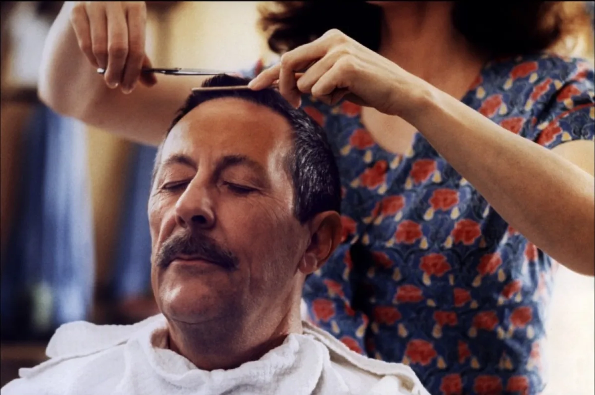 فیلم شوهر آرایشگر (The Hairdresser's Husband 1990)