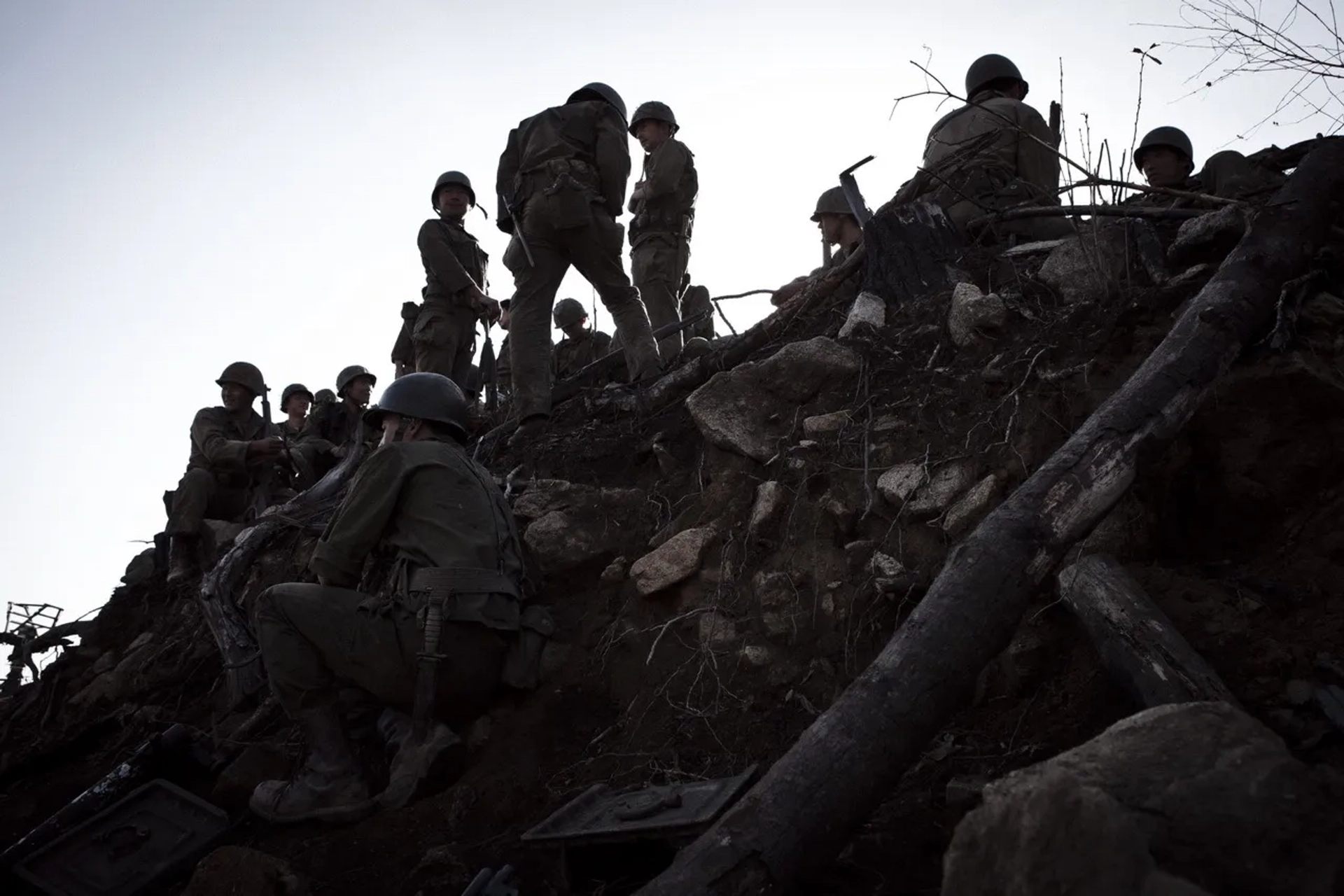 فیلم خط مقدم (The Front Line 2011)