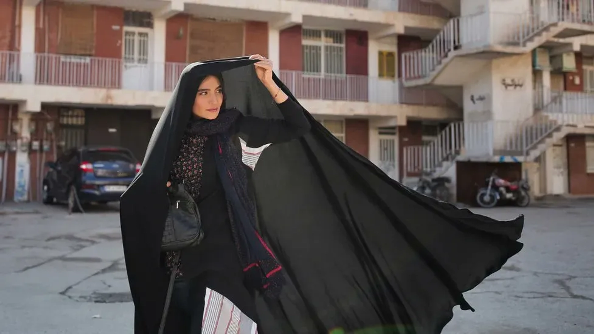 Sahar Goldoost in A Hero (2021)