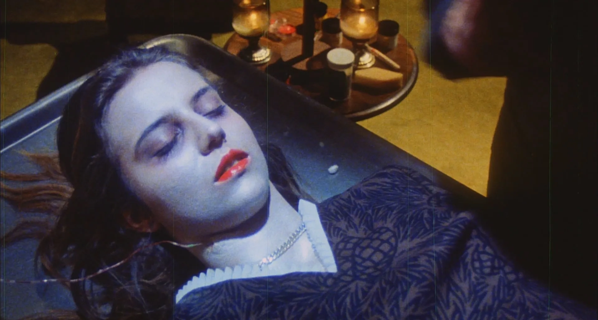 فیلم شهر مردگان زنده (City of the Living Dead 1980)