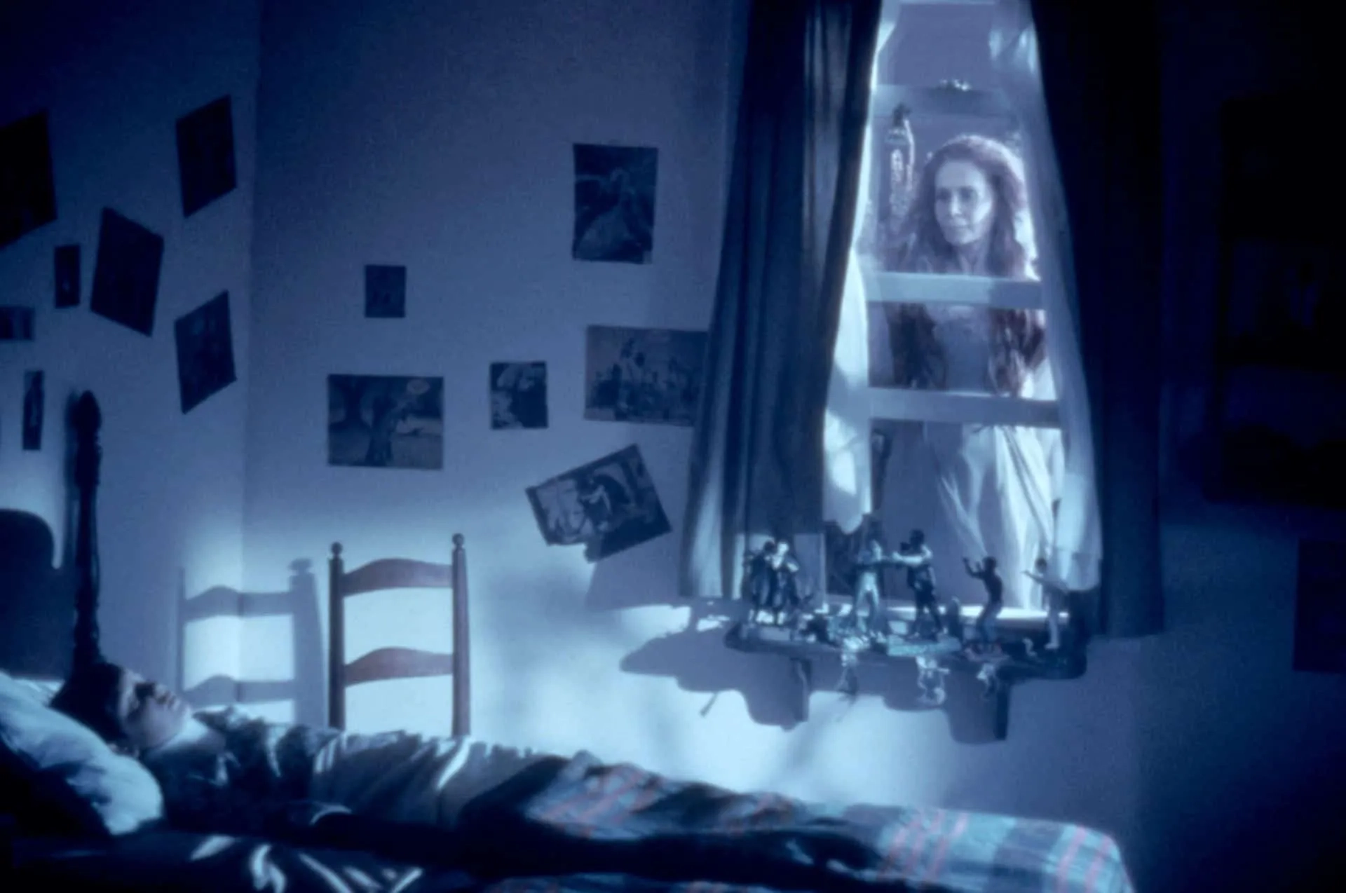 فیلم بانوی سفیدپوش (Lady in White 1988)