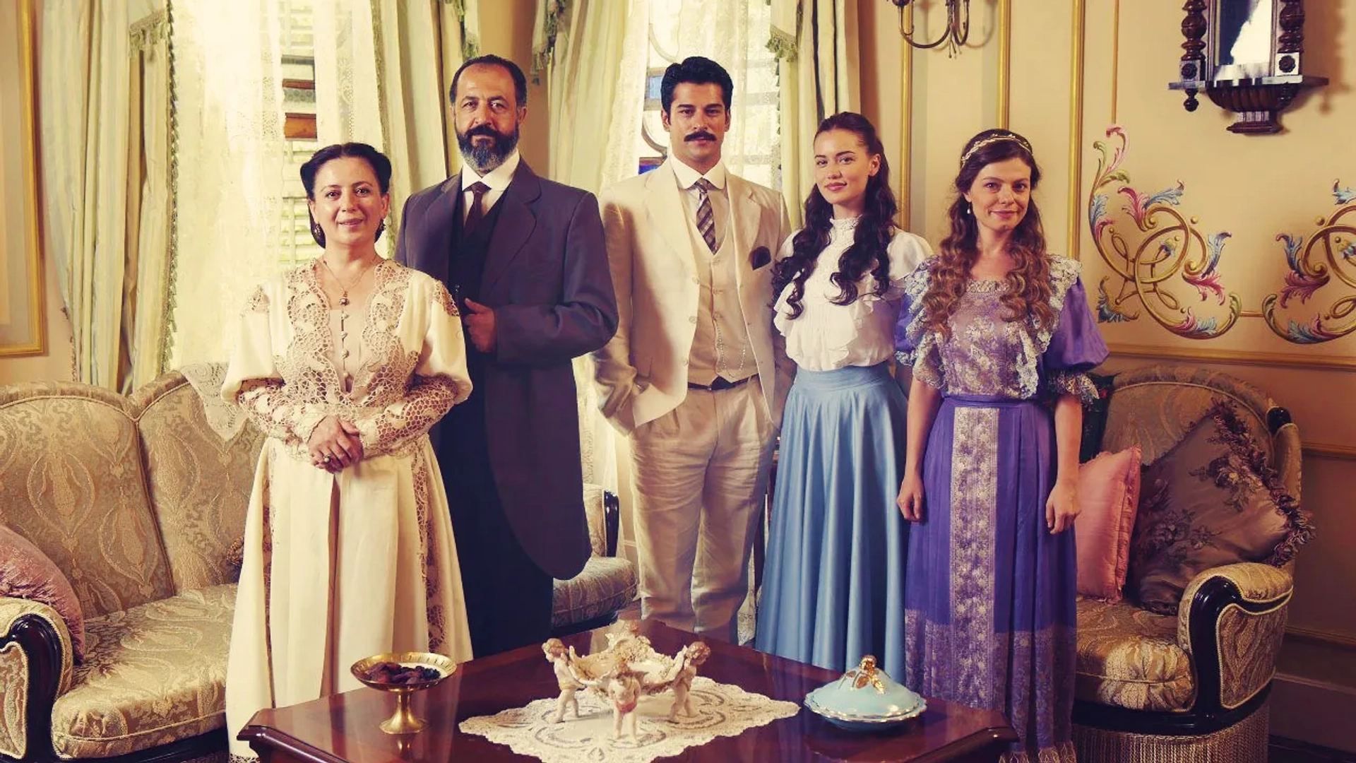 سریال چکاوک (Lovebird 2013)