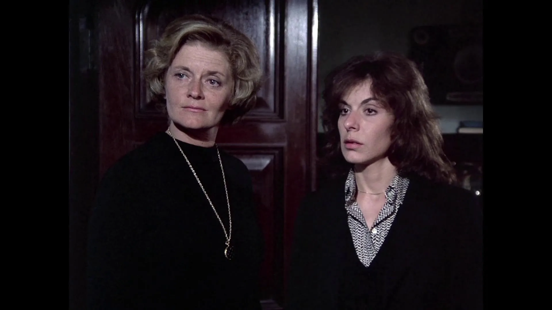 Jeannie Berlin and Joyce Van Patten in Columbo: Old Fashioned Murder (1976)