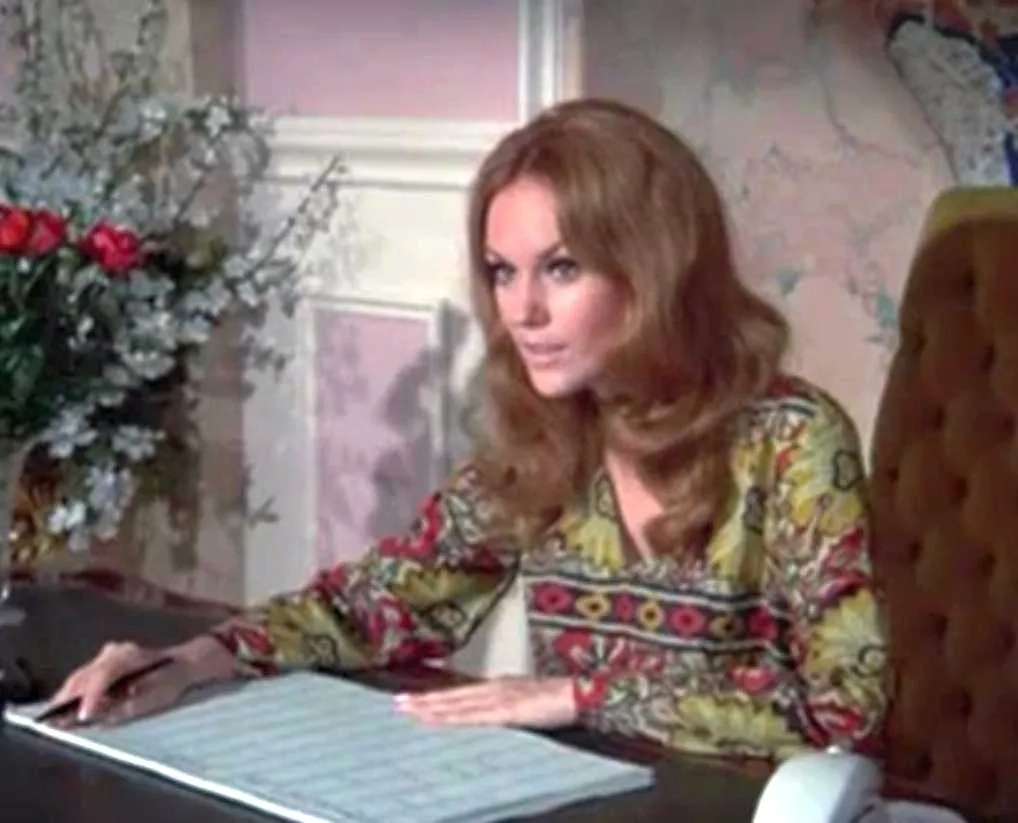 Barbara Rhoades in Columbo: Lady in Waiting (1971)