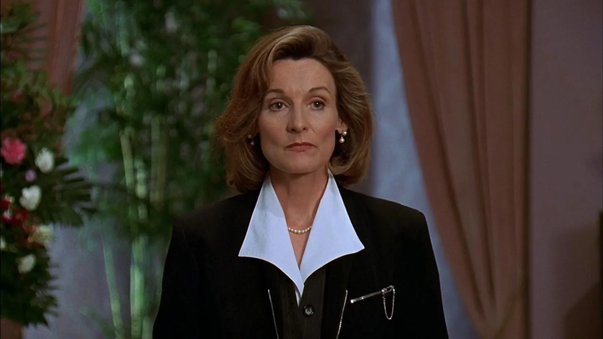 Catherine McGoohan in Columbo: Ashes to Ashes (1998)