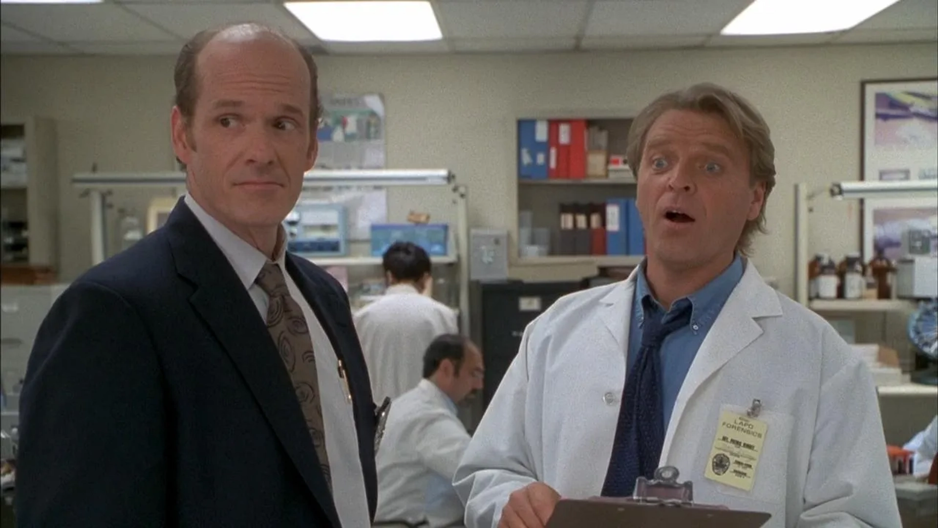 Jeffrey King and David Rasche in Columbo: A Trace of Murder (1997)