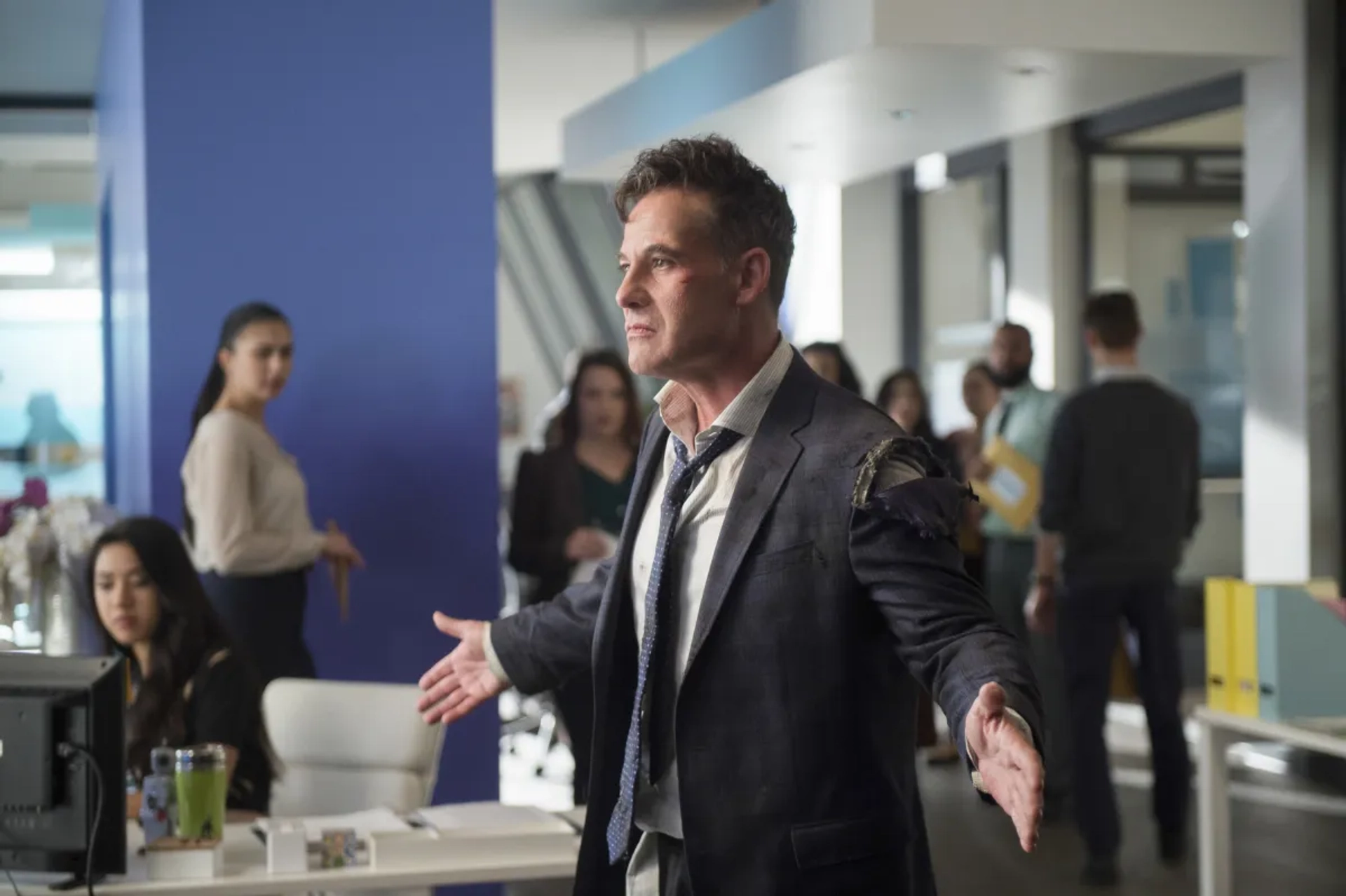 Adrian Pasdar in Supergirl (2015)