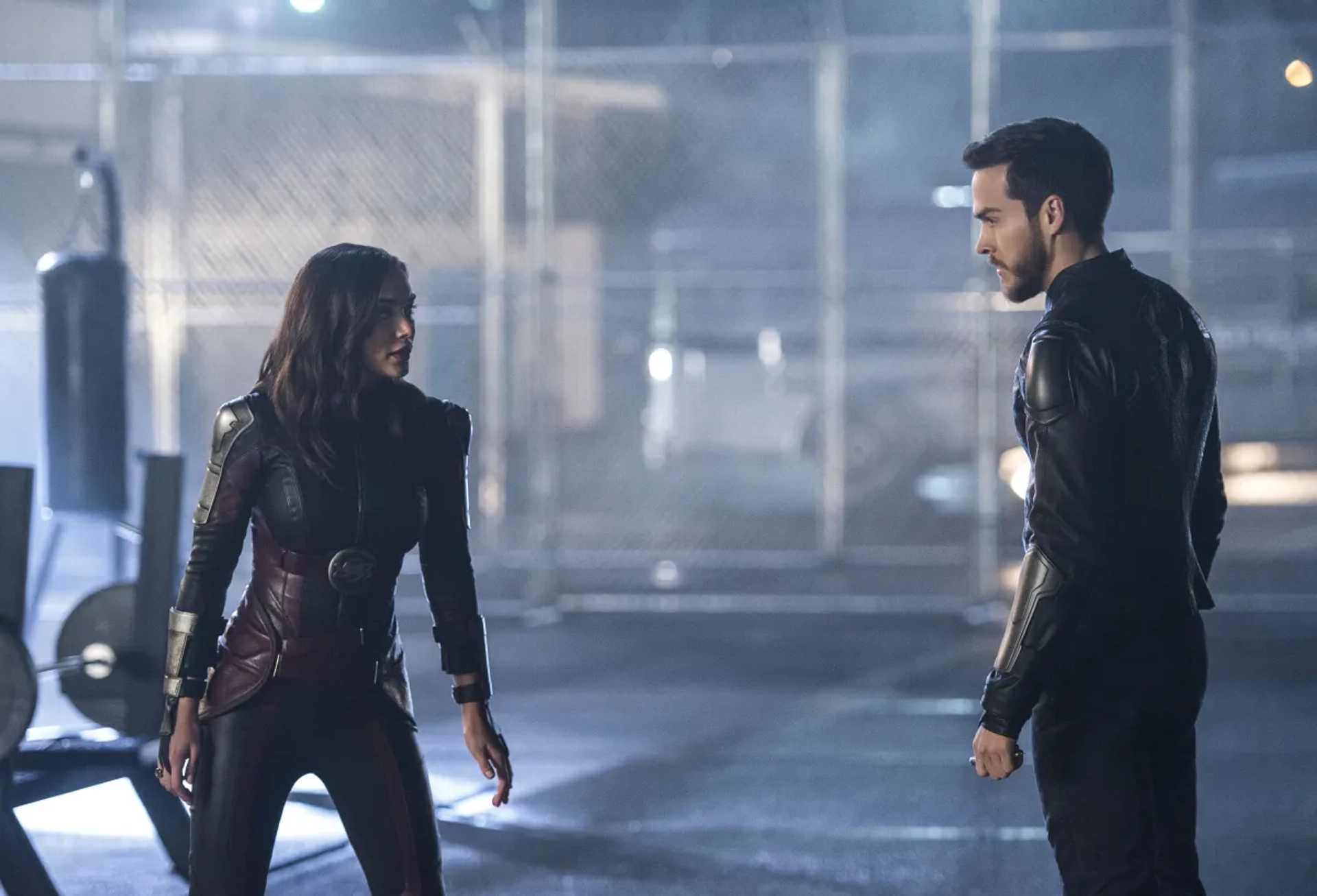 Amy Jackson and Chris Wood in Supergirl (2015)