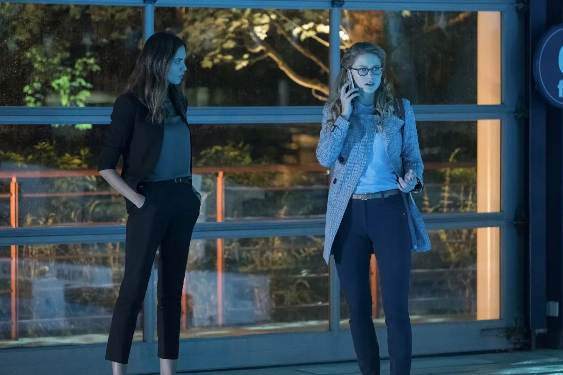 Odette Annable and Melissa Benoist in Supergirl (2015)