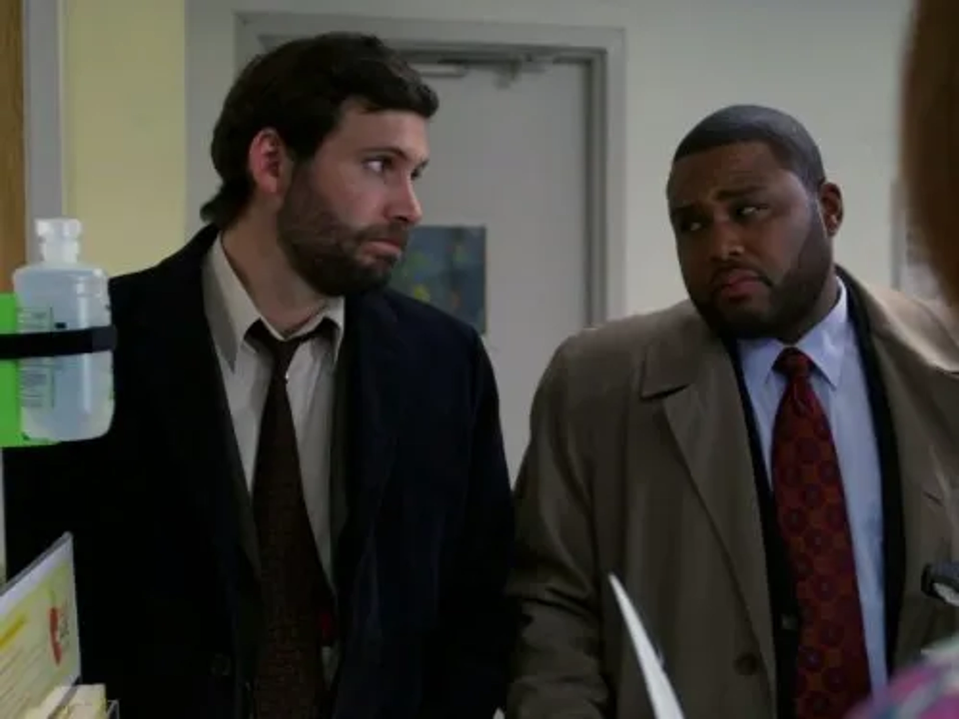 Jeremy Sisto and Anthony Anderson in Law & Order (1990)