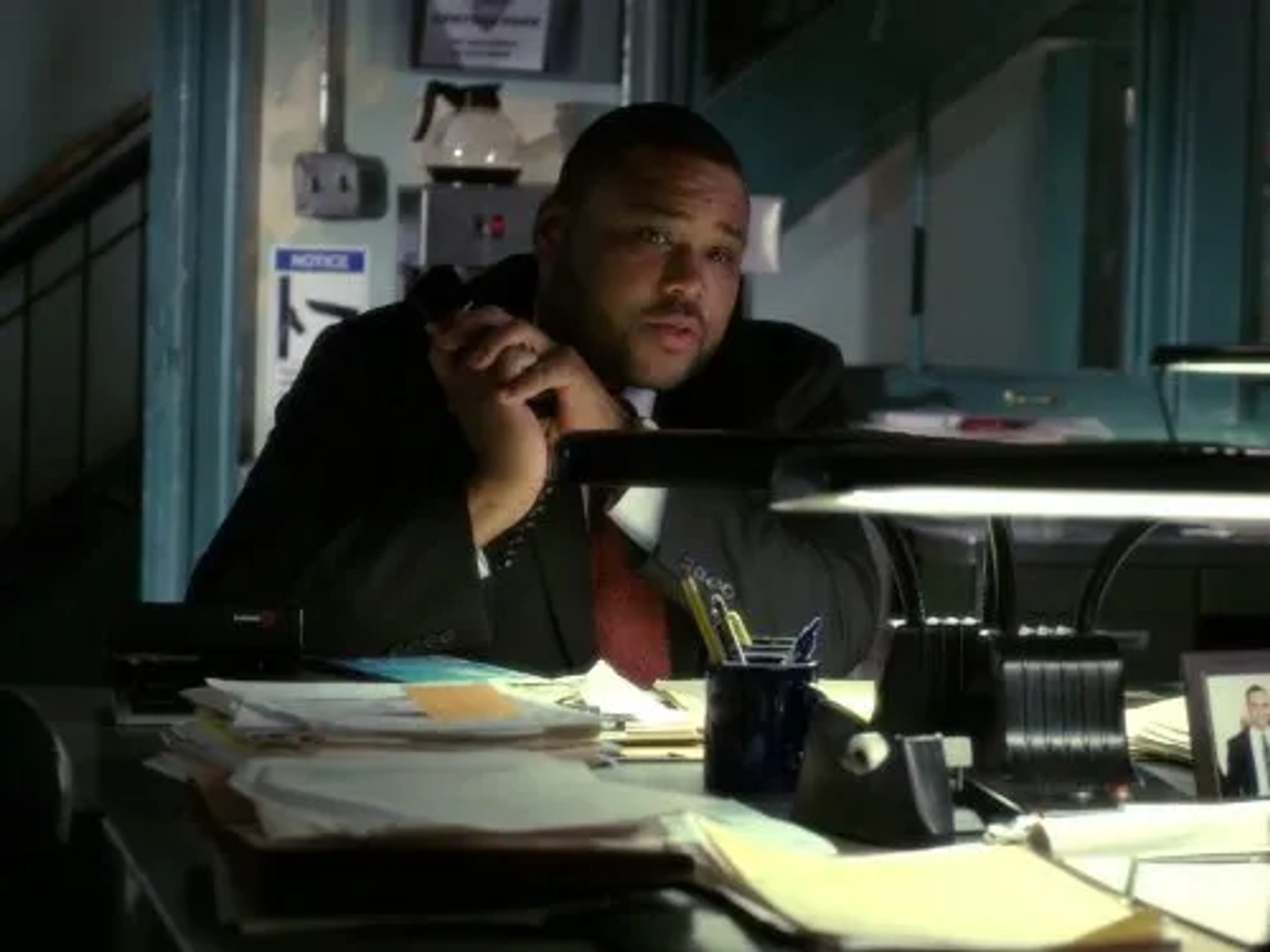 Anthony Anderson in Law & Order (1990)