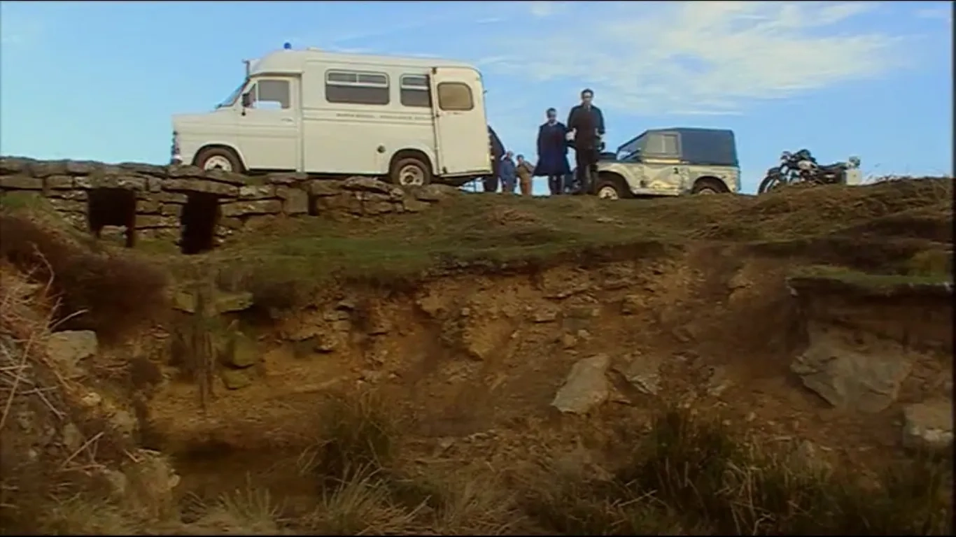 Lisa Kay and Joe McFadden in Heartbeat (1992)