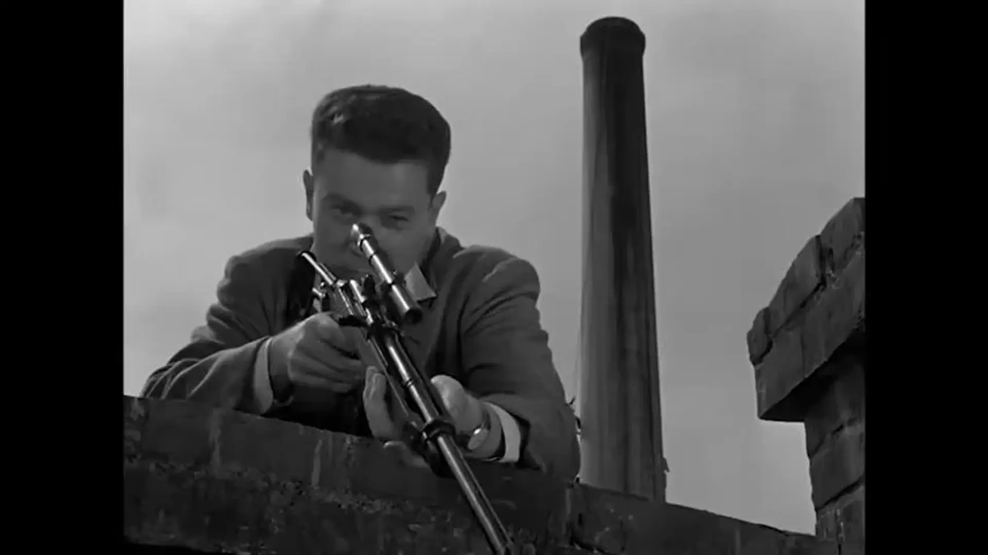 فیلم تک‌تیرانداز (The Sniper 1952)