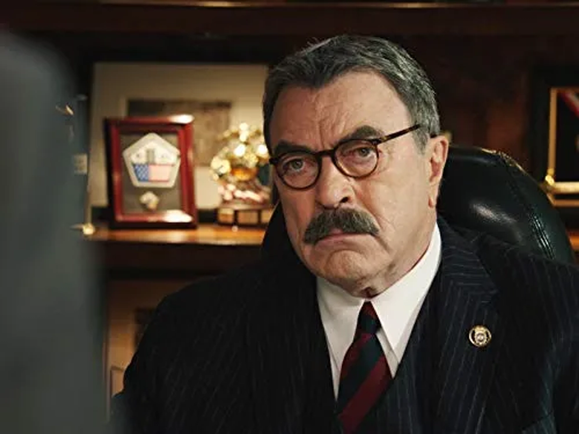 Tom Selleck in Where the Truth Lies (2020)