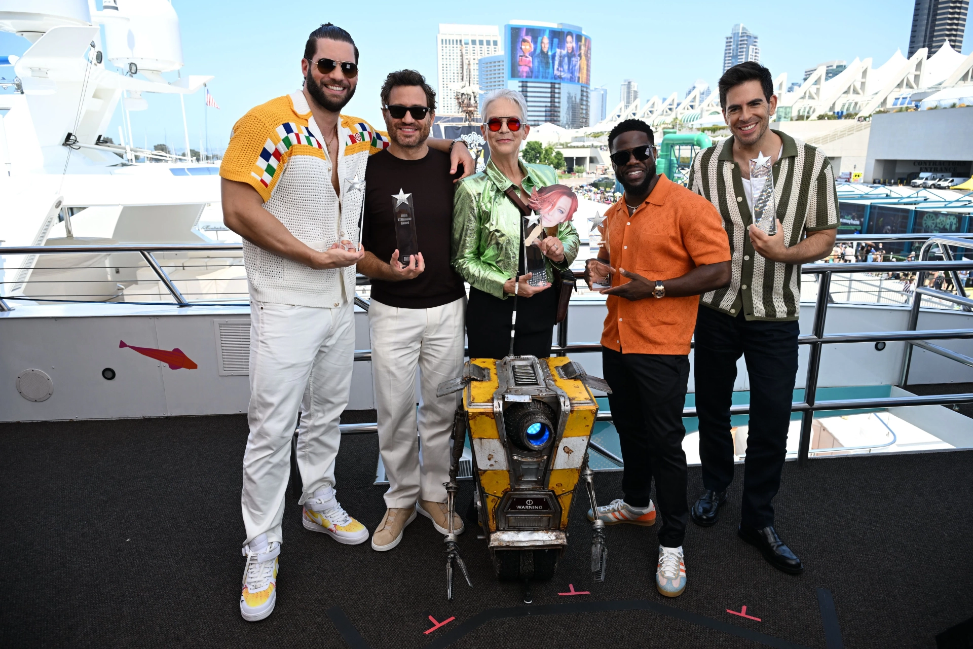 Jamie Lee Curtis, Kevin Hart, Eli Roth, Édgar Ramírez, and Florian Munteanu at an event for Borderlands (2024)