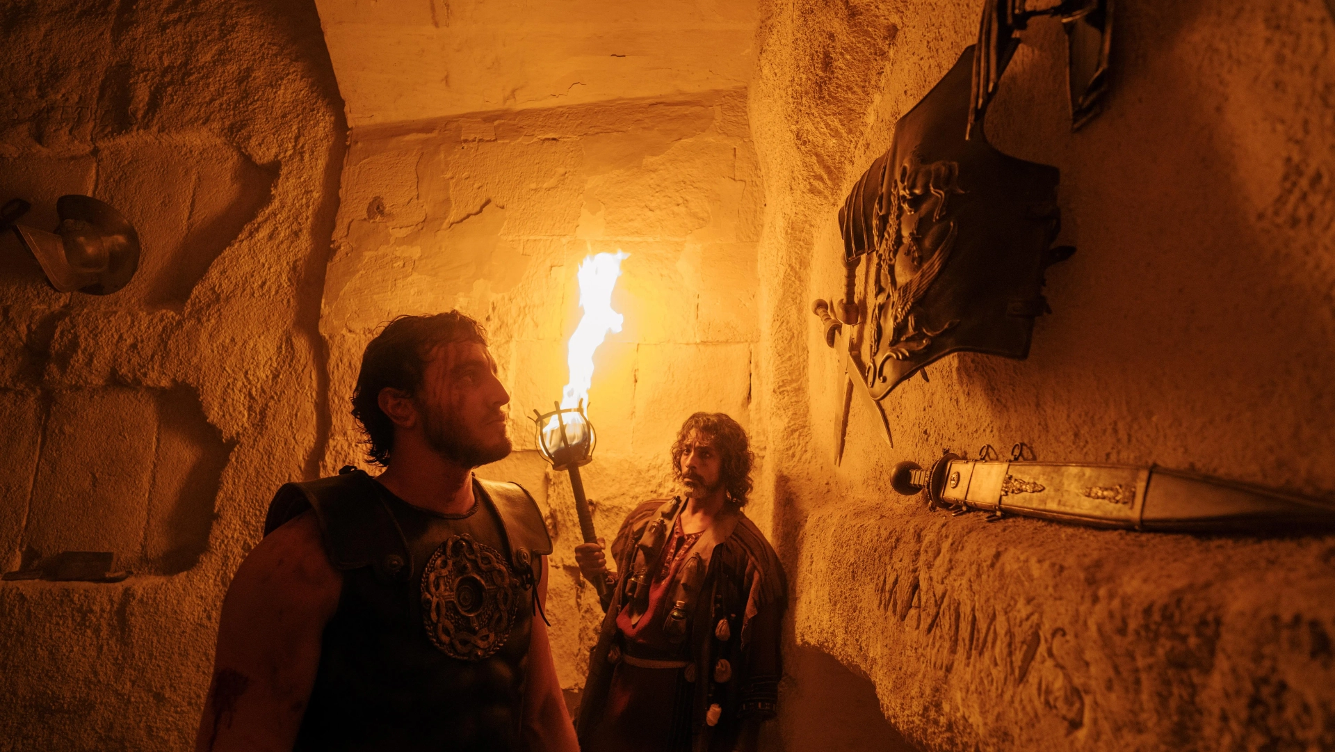 Alexander Karim and Paul Mescal in Gladiator II (2024)