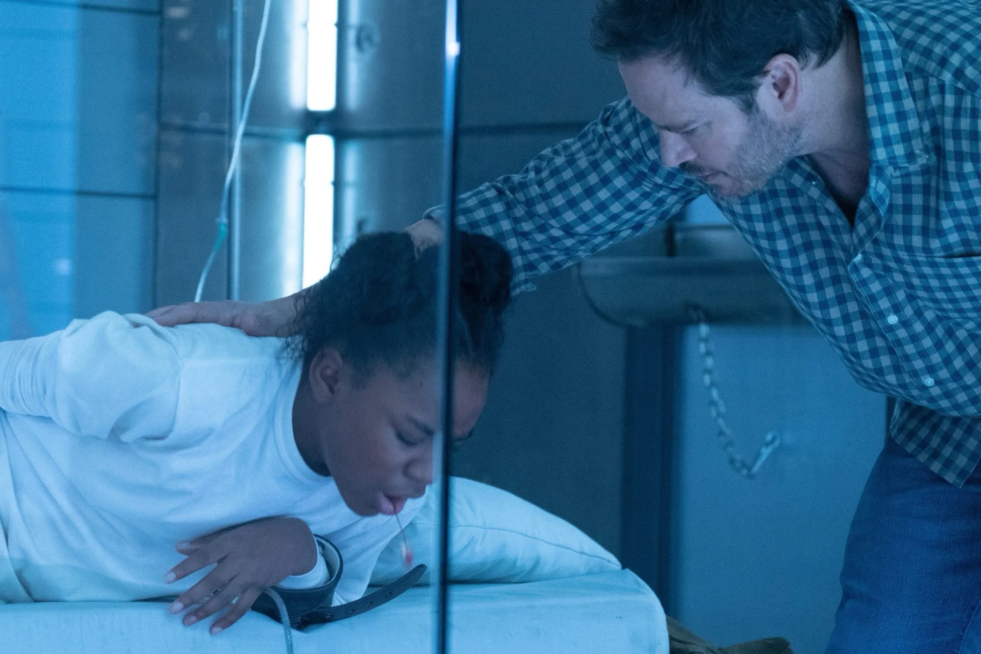 Mark-Paul Gosselaar and Saniyya Sidney in The Passage (2019)