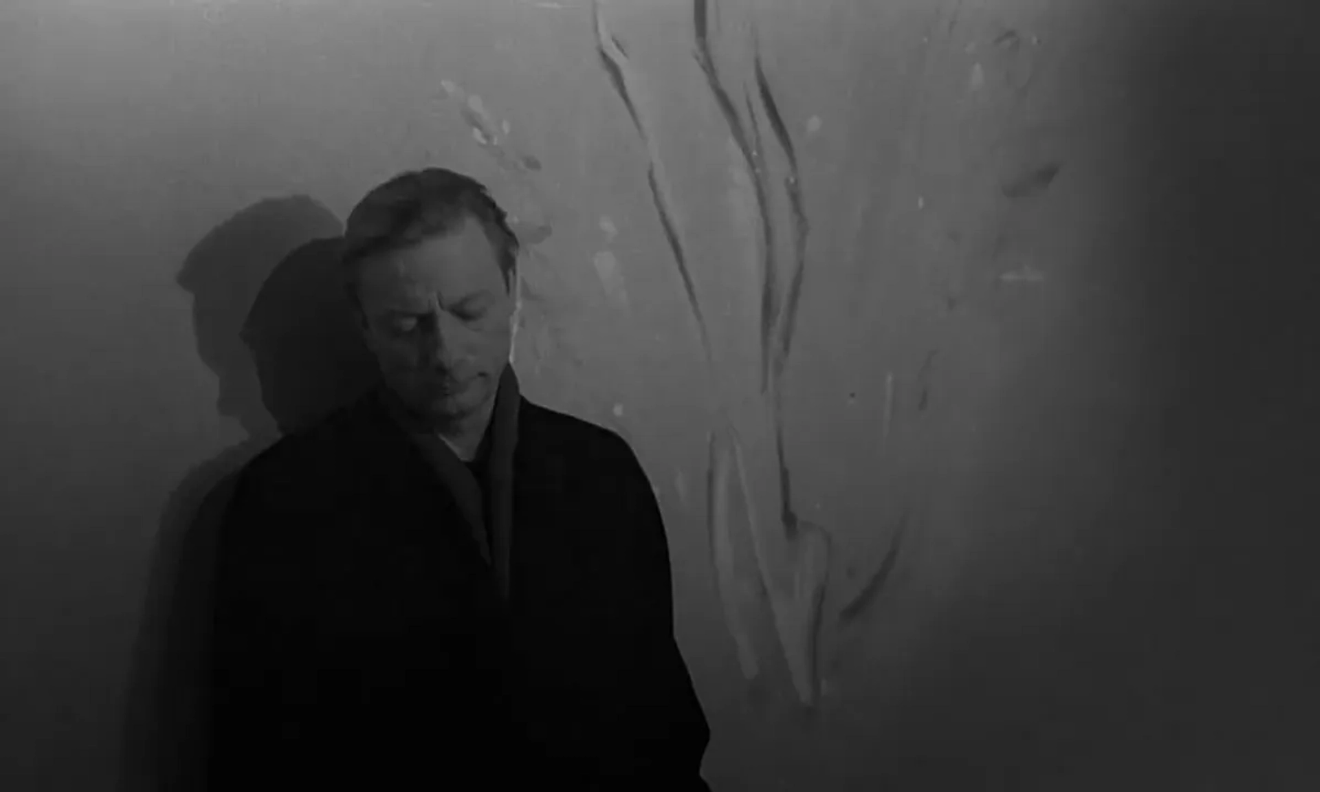 Otto Sander in Wings of Desire (1987)