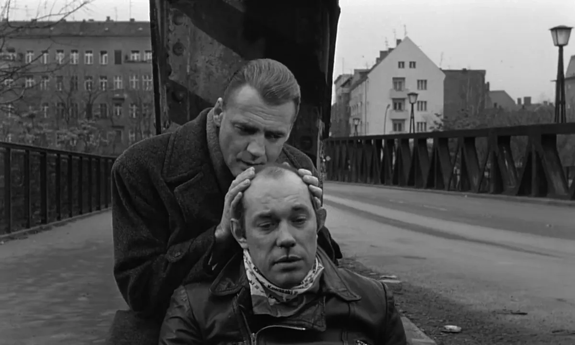 Bruno Ganz and Hans-Martin Stier in Wings of Desire (1987)