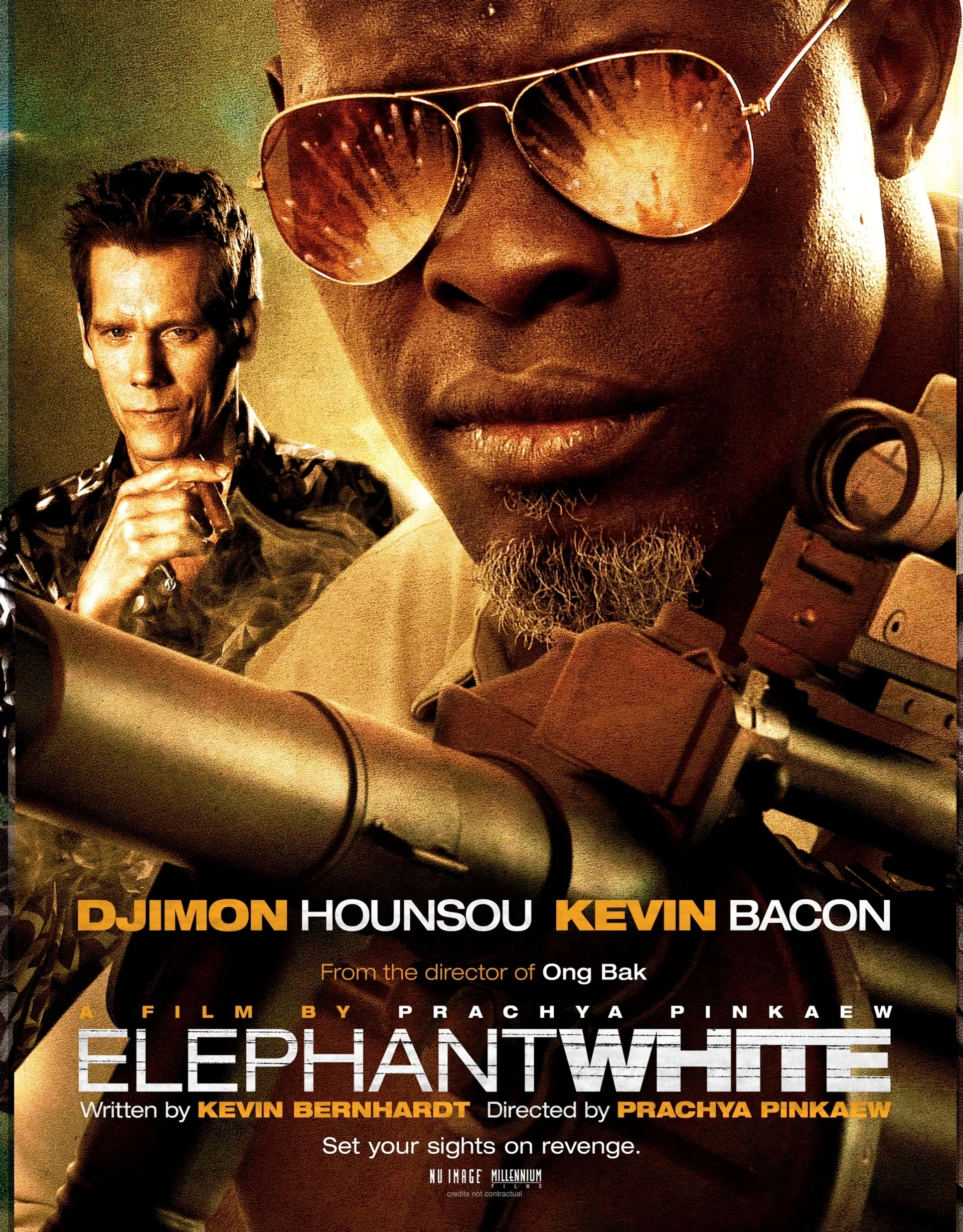 فیلم فیل سفید	(Elephant White 2011)