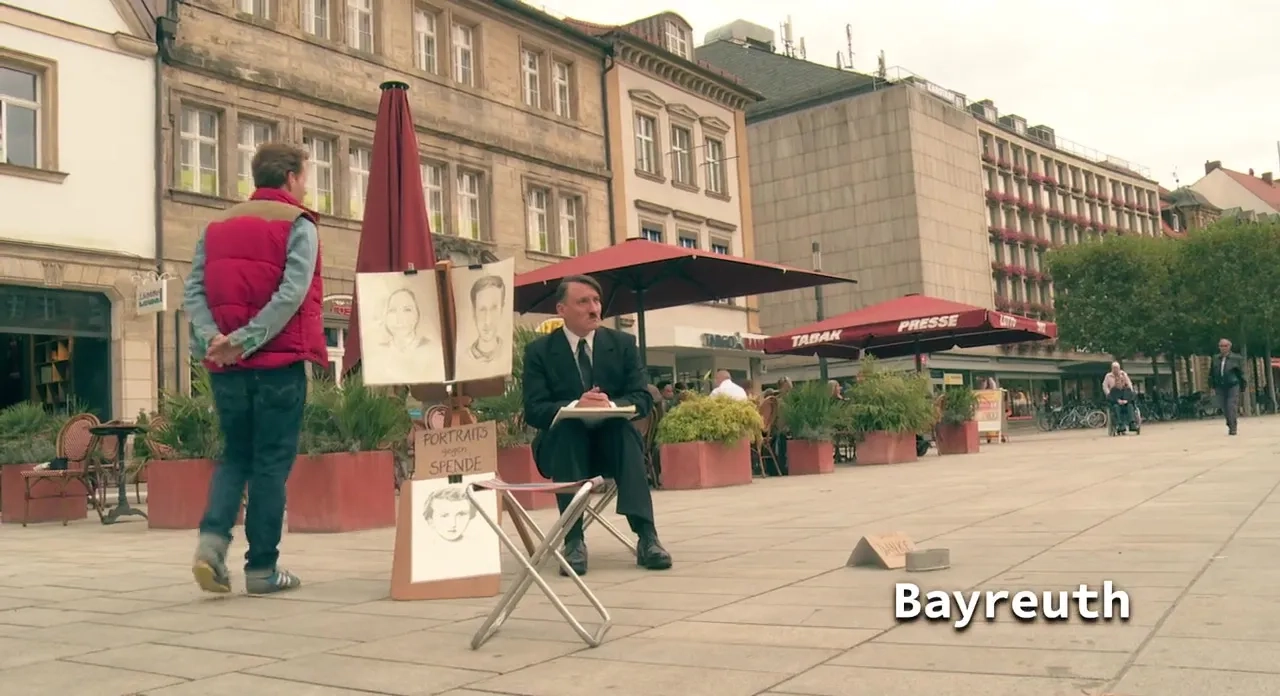 Fabian Busch and Oliver Masucci in Look Who's Back (2015)