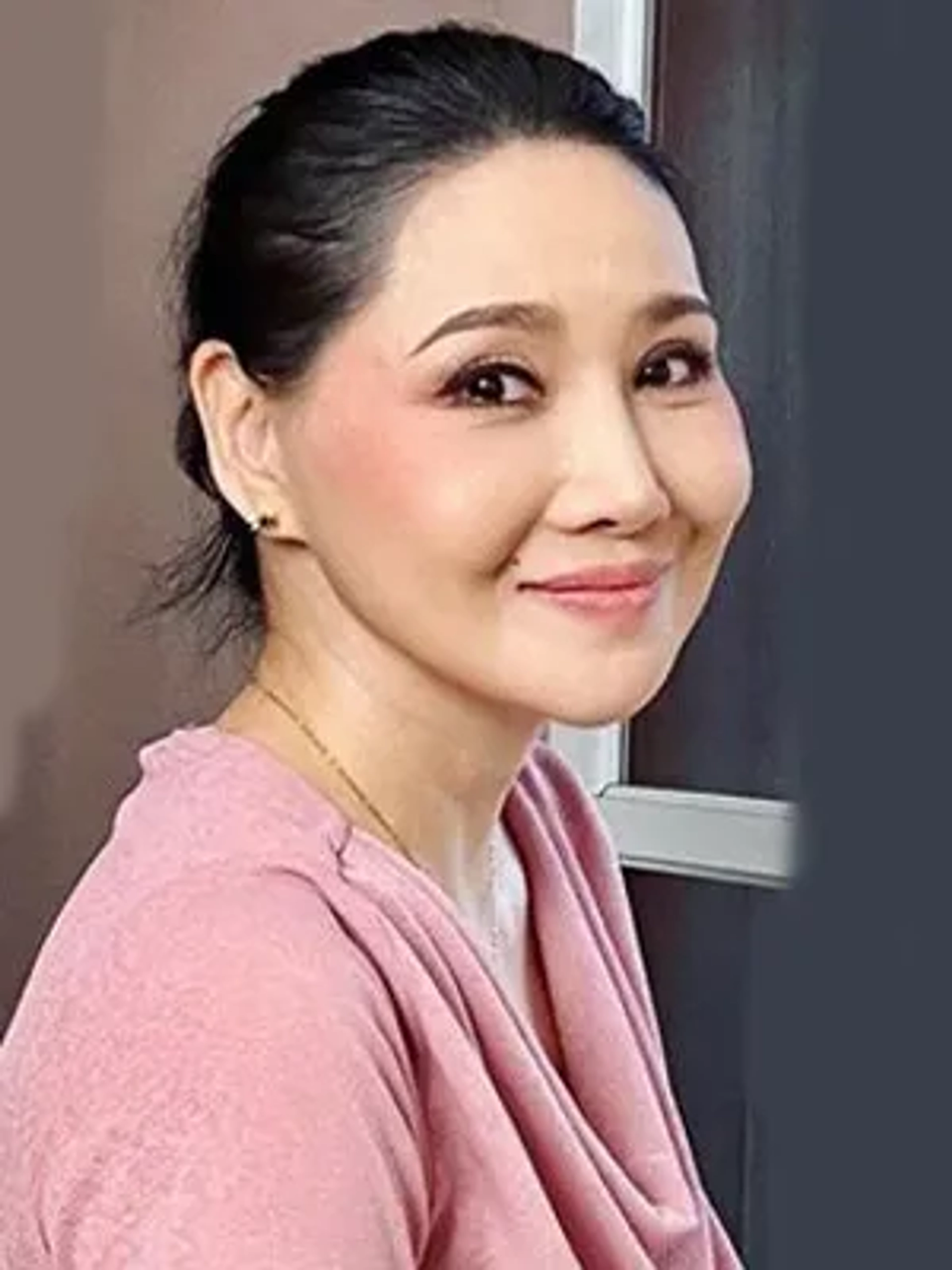 یوکو تاکانو