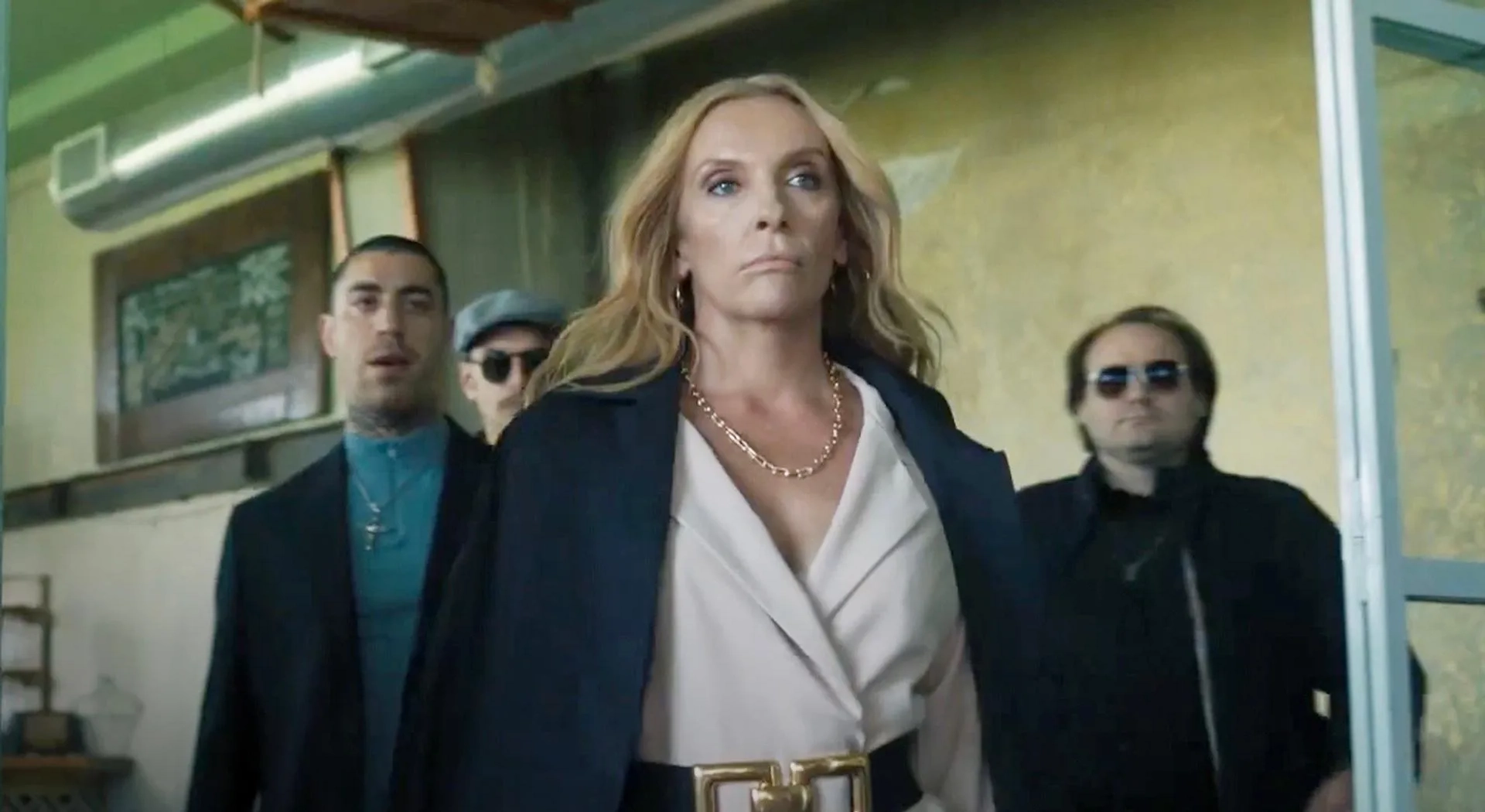 Toni Collette, Francesco Mastroianni, Alfonso Perugini, and Eduardo Scarpetta in Mafia Mamma (2023)