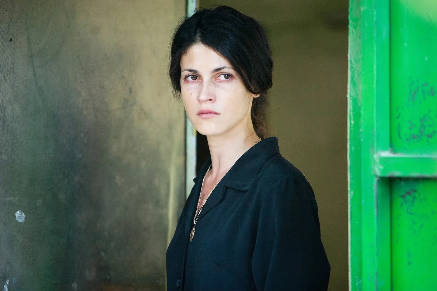 Nerea Barros in Marshland (2014)